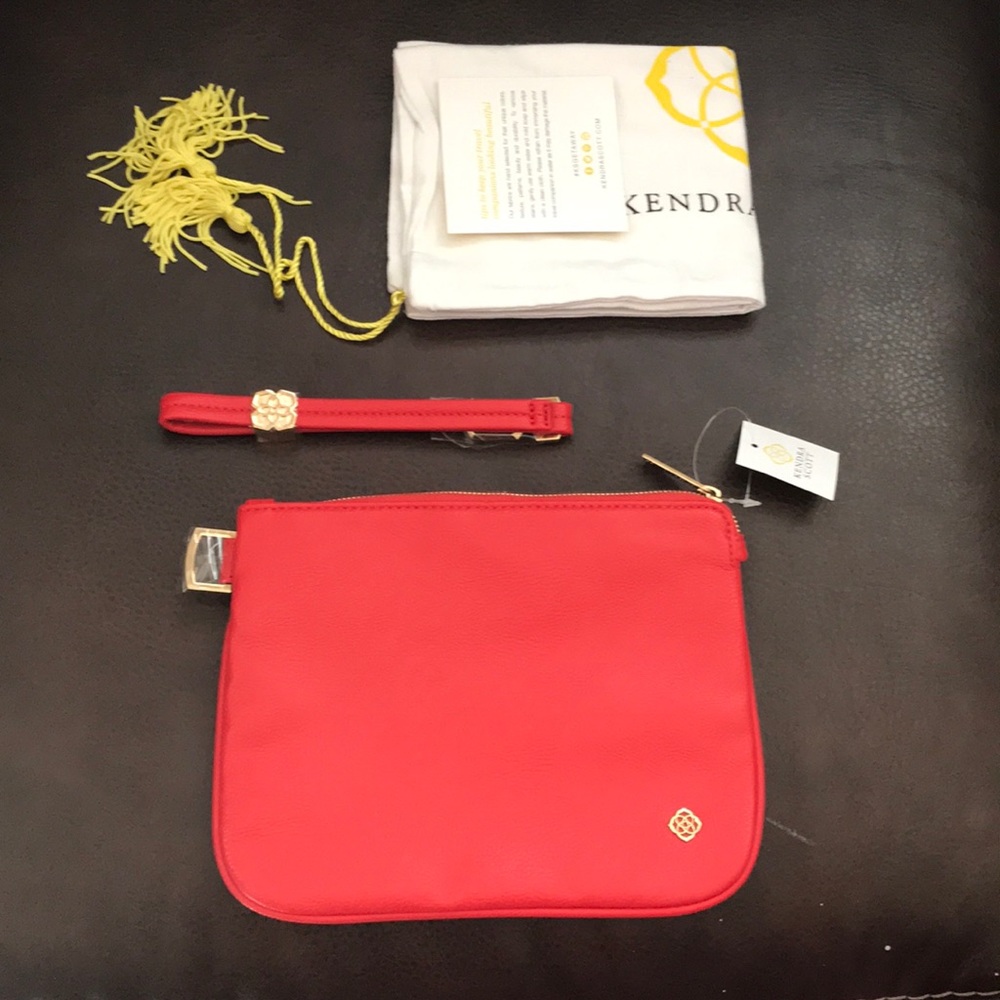 Kendra Scott red wristlet with storage pouch new!!
